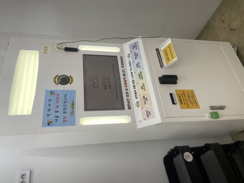 네컷사진기계 2대