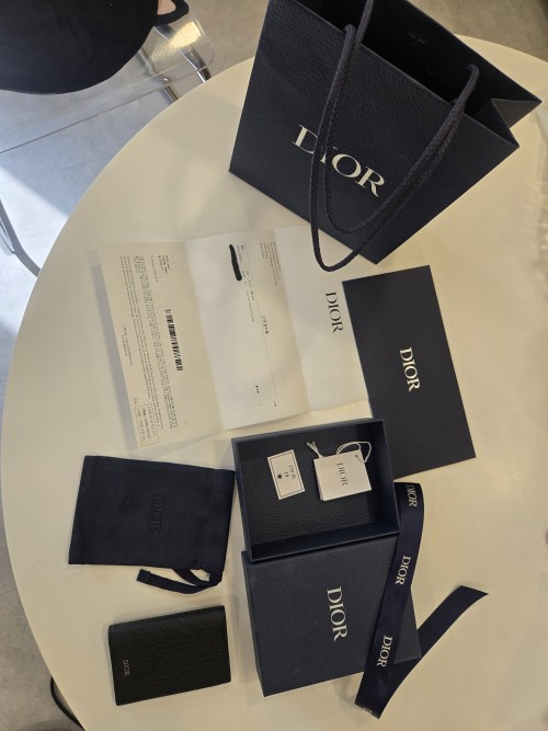 크리스챤디올 지갑