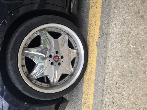 자동차22인치 휠 타이어